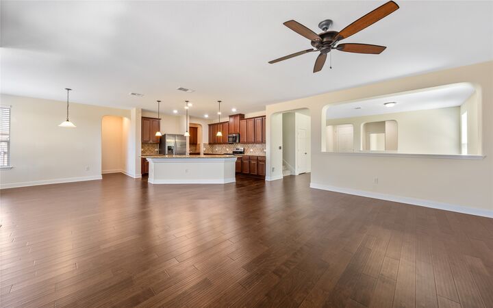 Property Photo: 7632 Knockfin Drive TX 78744