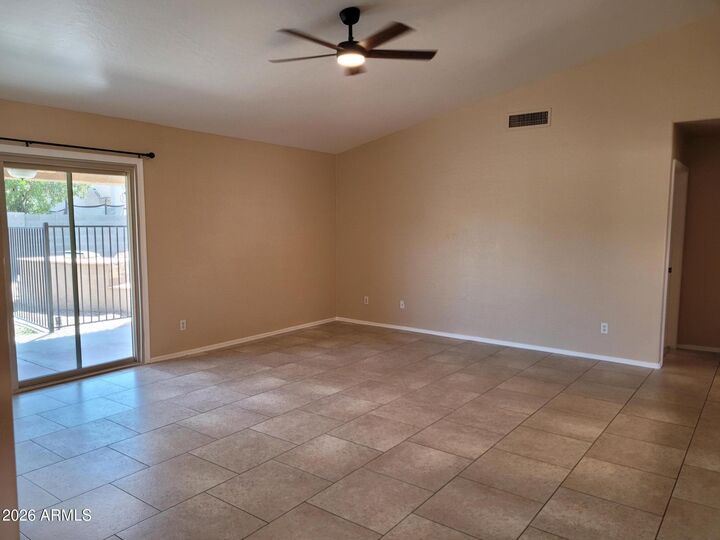Property Photo: 10241 E Dolphin Avenue AZ 85208