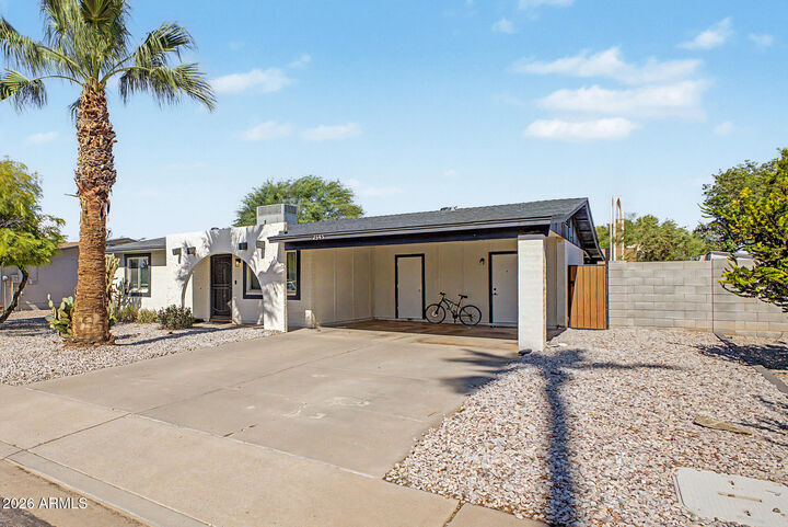 Property Photo:  2345 W Calle Iglesia Avenue  AZ 85202 