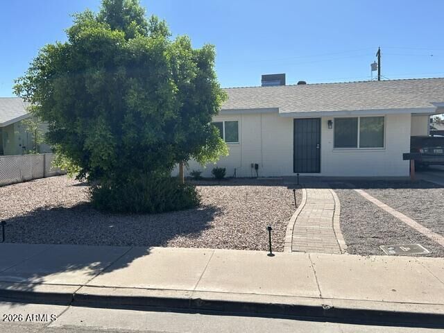 Property Photo: 744 S Jones Street AZ 85204