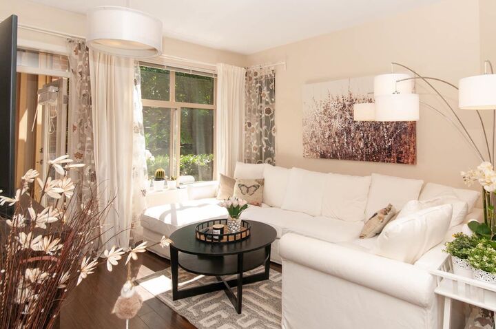 Property Photo:  1633 Mackay 102  BC V7P 0A2 