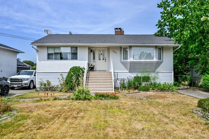 14677 111 Avenue — photo 1