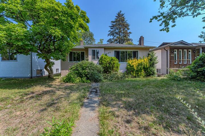 3026 Garden Drive — photo 1