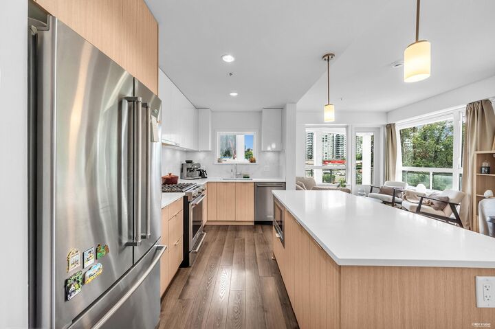 Property Photo: 2188 Madison Avenue 412 BC V5C 0J8