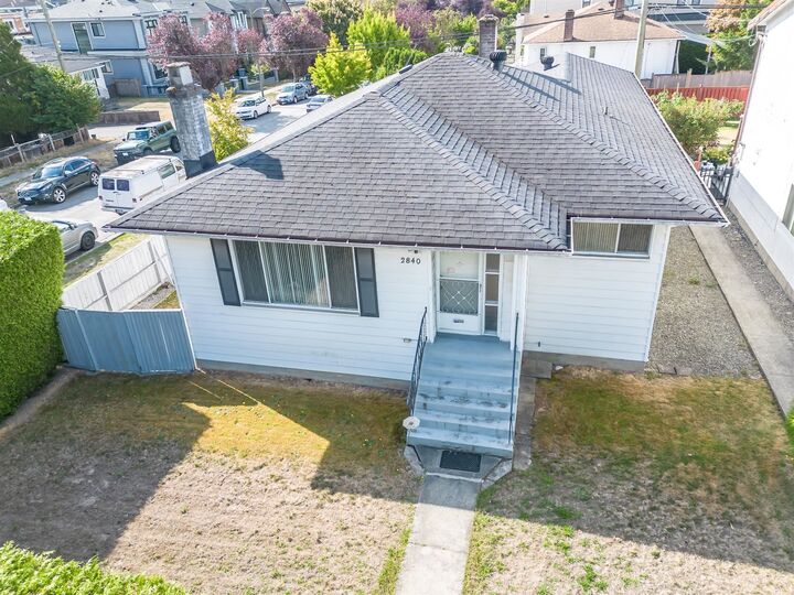 Photo de la propriété: 2840 E 49th Avenue BC V5S 1K5