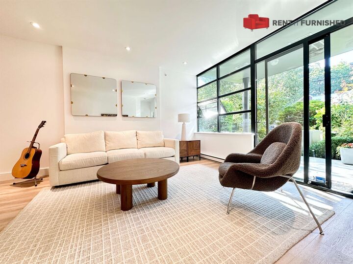 Property Photo:  2828 Yew Street 108  BC V6K 4W5 