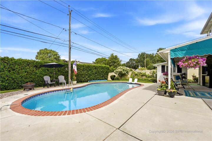Property Photo: 124 Palmdale Drive NY 14221