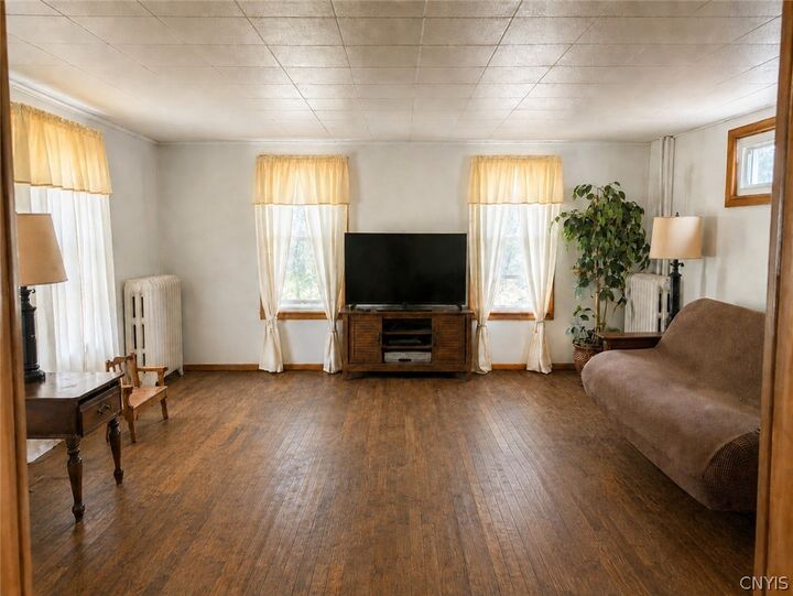 Property Photo:  602 Cypress Street  NY 13088 