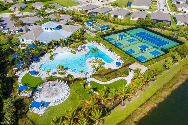 Property Photo:  3286 Baravaldo Cir  FL 33909 