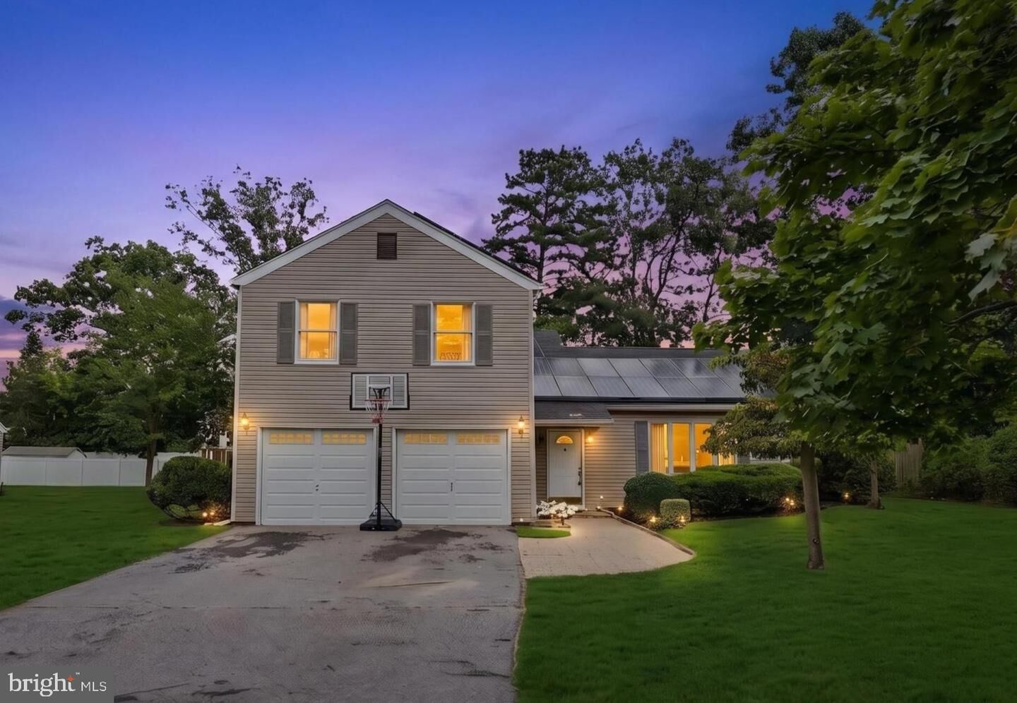 Property Photo:  1005 Eastwind Avenue  NJ 08753 