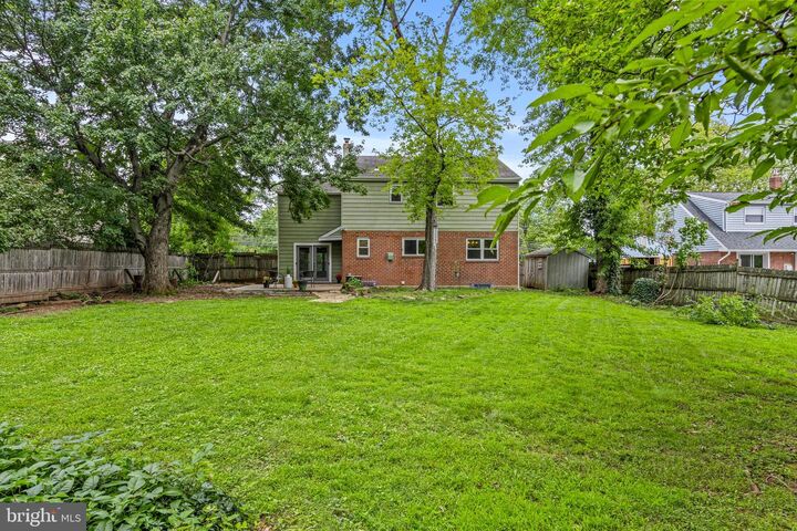 Property Photo: 904 Township Line Road PA 19462