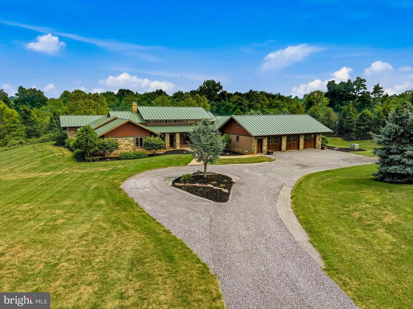 Property Photo:  1885 Greenbriar Road  PA 17404 