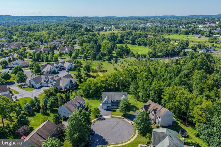 Property Photo: 1001 Creekview Drive PA 18073