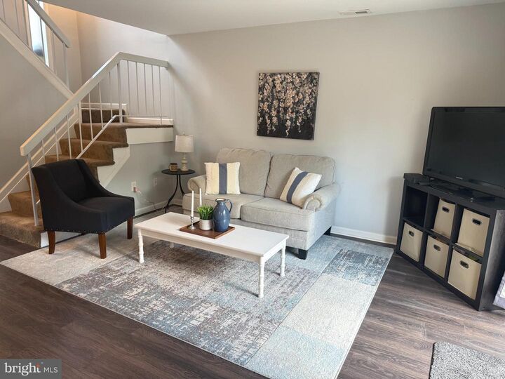 Property Photo:  1745 Leisure Way  MD 21114 