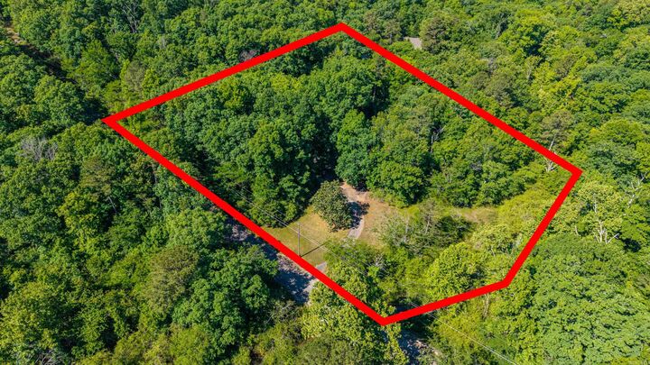 Property Photo: 210 Lawrence Lane AR 71913