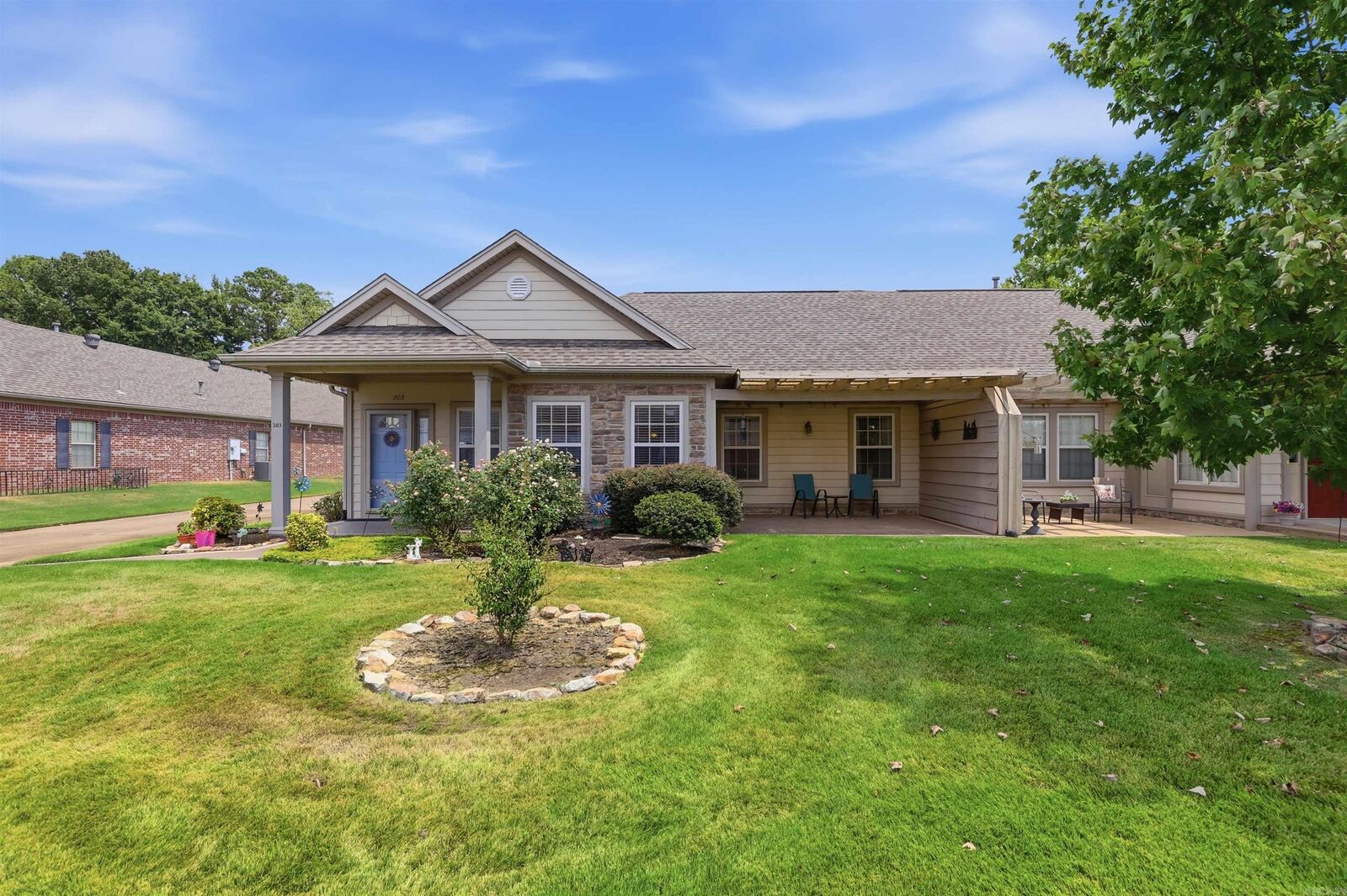 Property Photo: 203 Stagecoach Village AR 72210