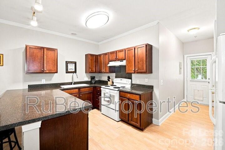 Property Photo: 21136 Kimbrough Lane NC 28031