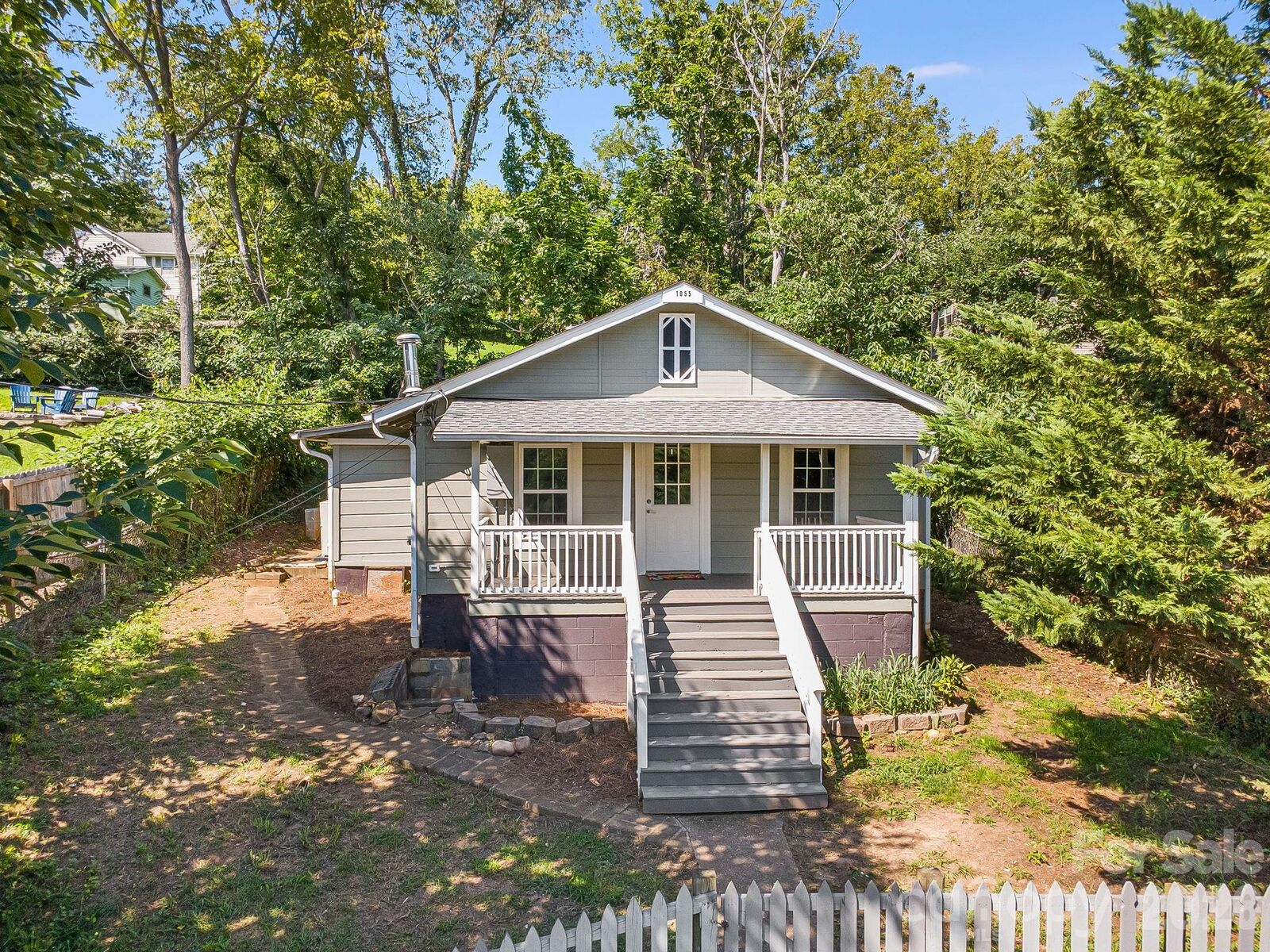 Property Photo:  1055 Riverside Drive  NC 28804 
