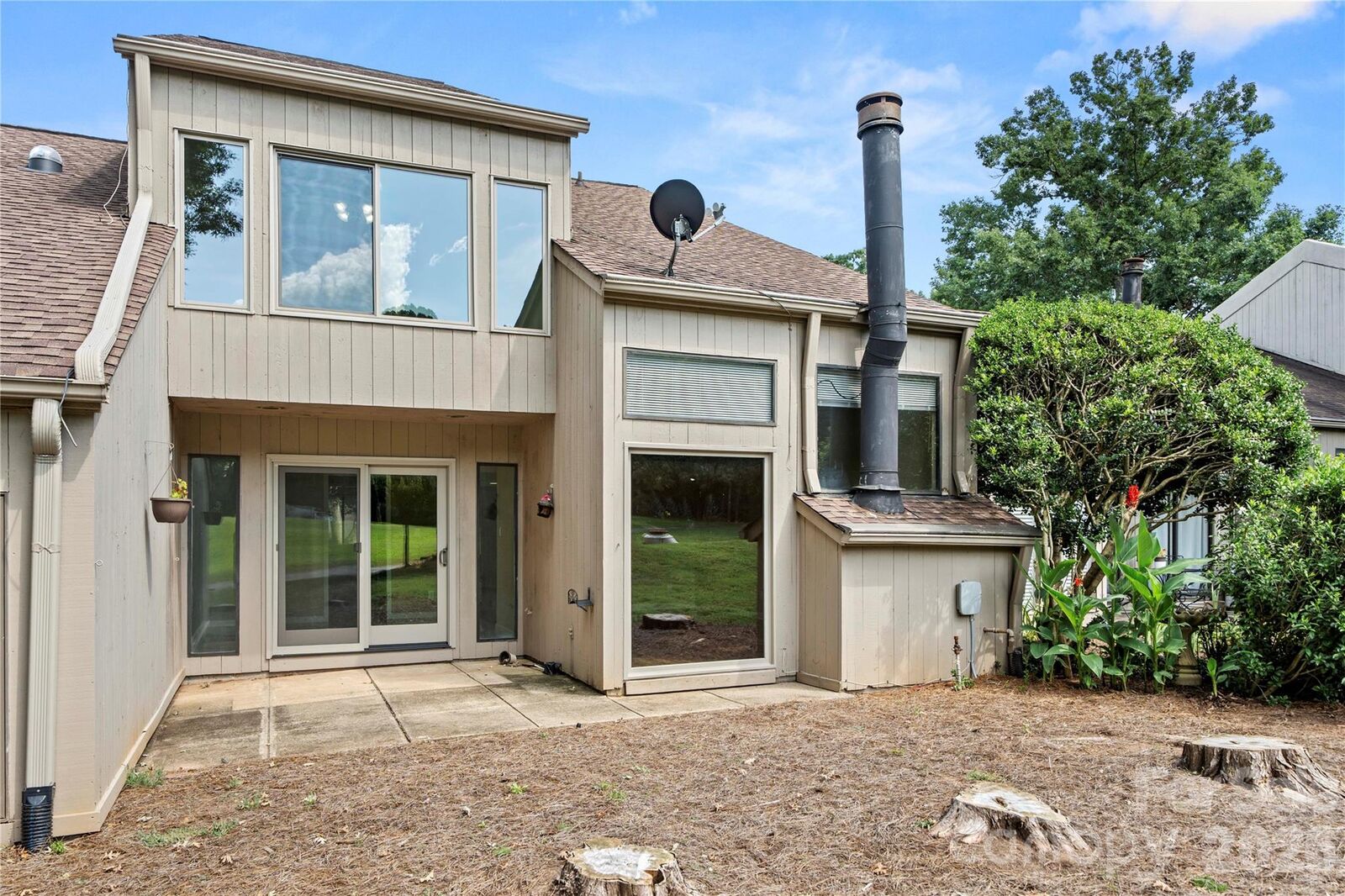 Property Photo: 102 Ridgeport Road SC 29710