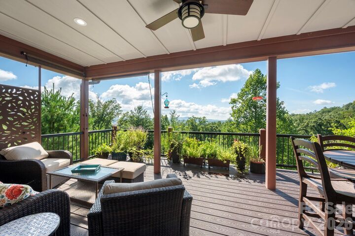 Property Photo: 16 Britton Knoll Pass NC 28704