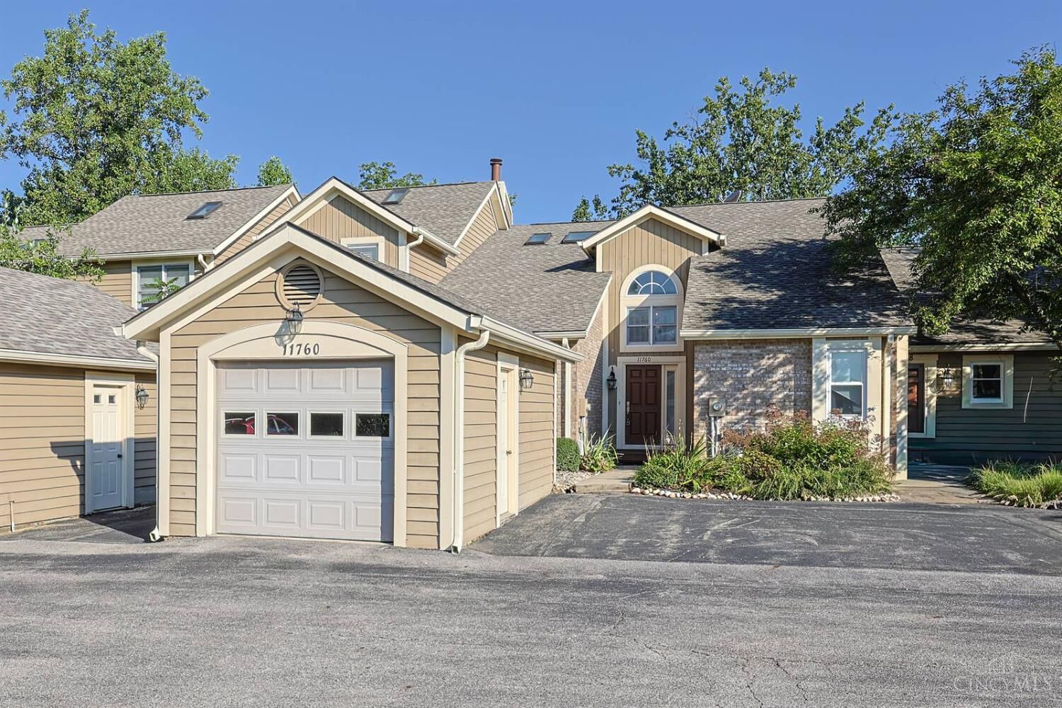 Property Photo: 11760 Gable Glen Lane OH 45249