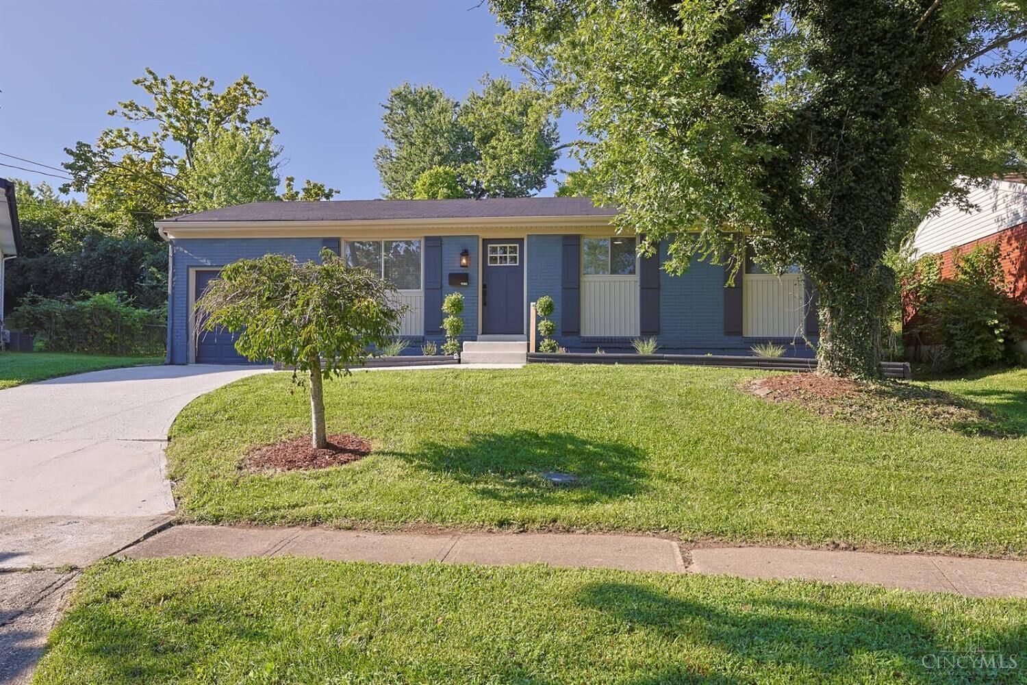 Property Photo: 11513 Gaffney Place OH 45240