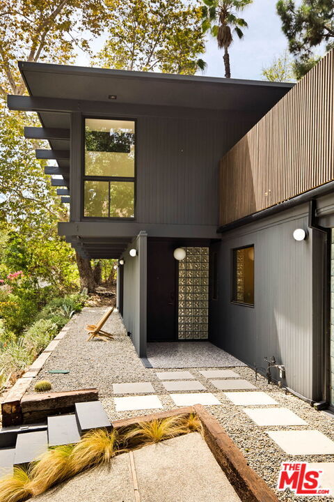 Property Photo: 5649 Valley Oak Dr CA 90068