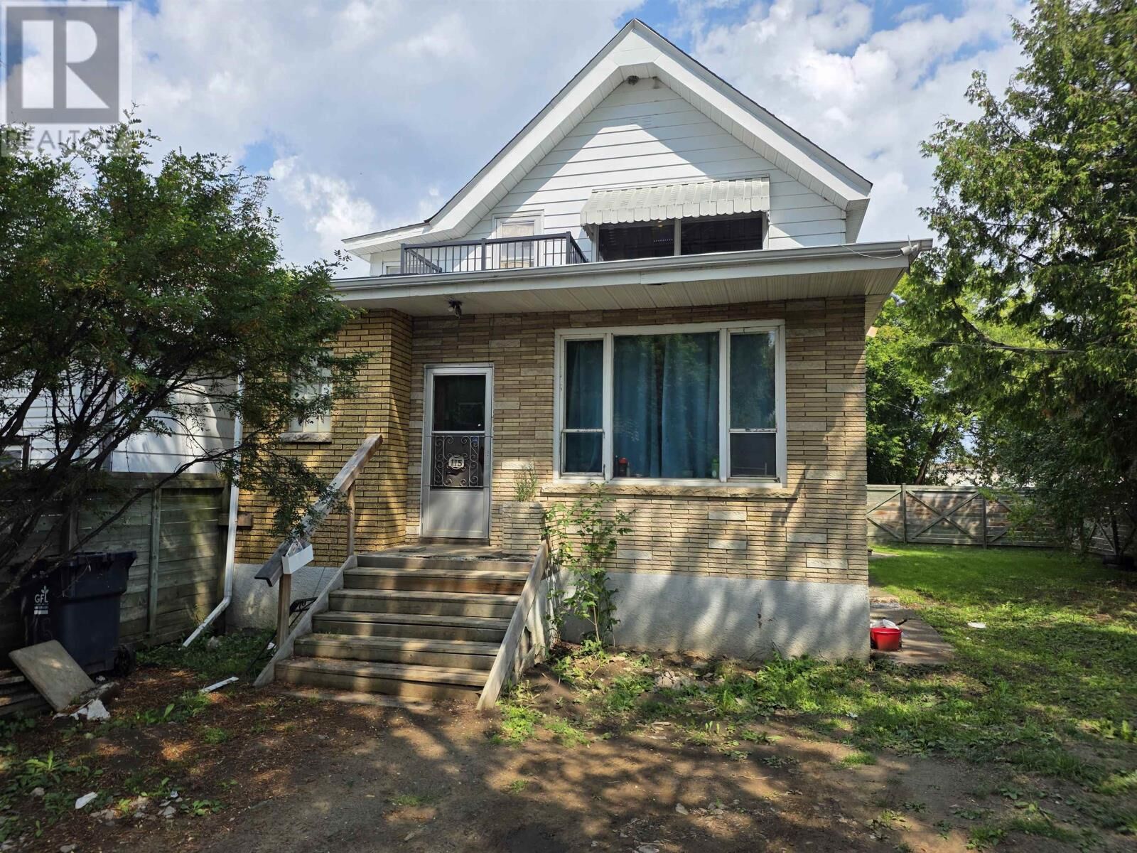 Property Photo:  115 Cameron St  ON P7C 2G7 