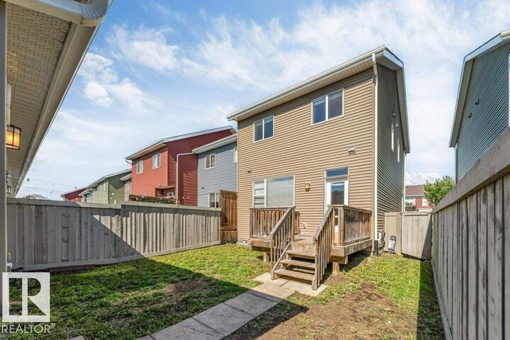 Property Photo: 2122 24 St NW AB T6T 0Y4