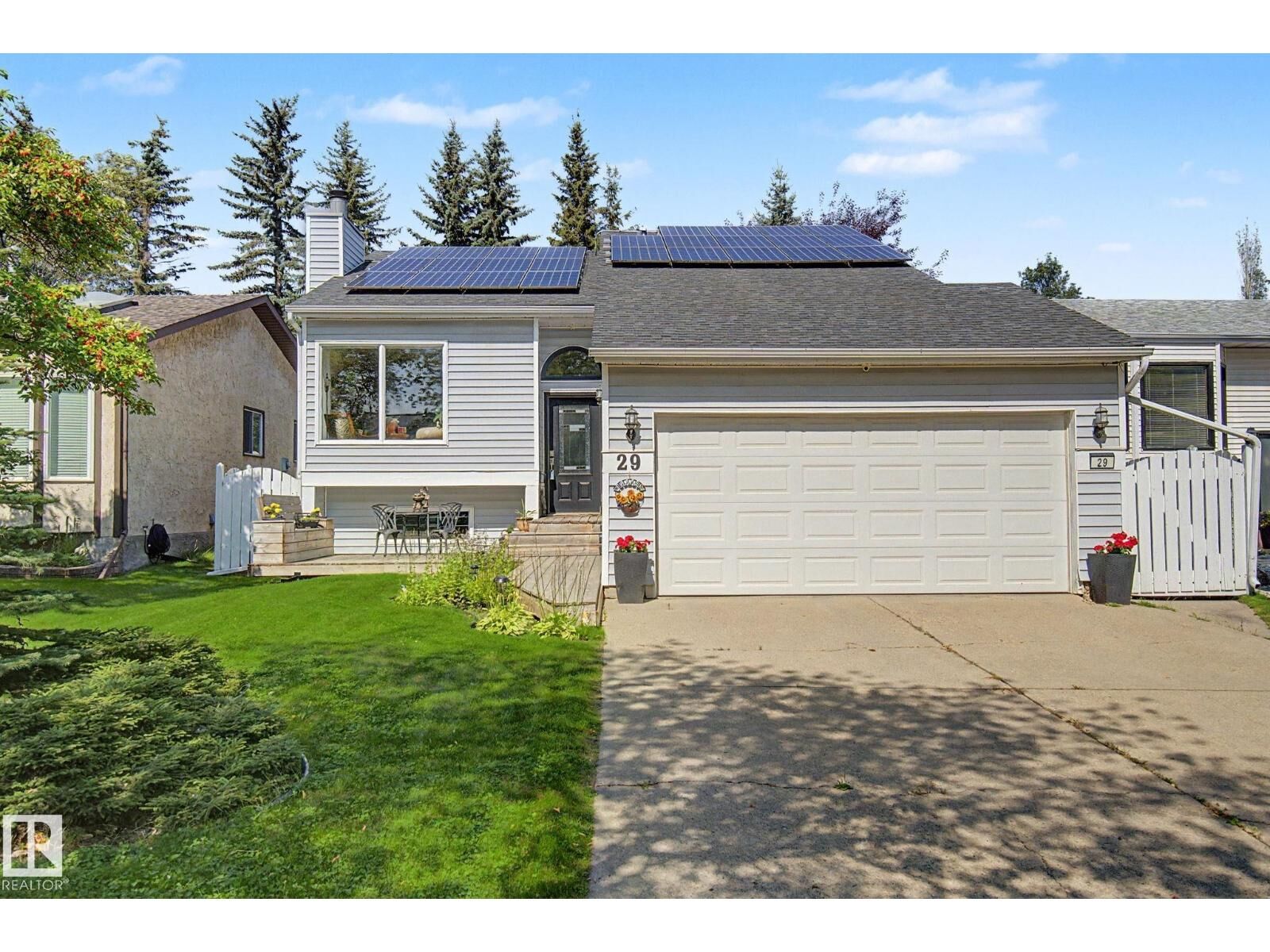 Property Photo: 29 Larch Wy AB T8N 4L2