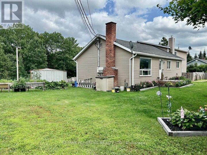 Property Photo:  3396 B Line Road  ON K8A 6W7 