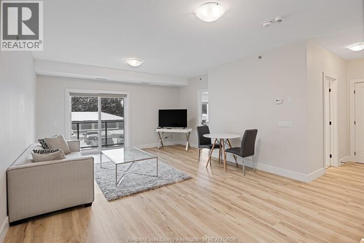 Property Photo:  224 Main Street East 401  ON N9Y 0H1 