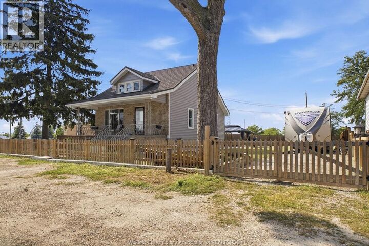 Property Photo:  610 Brazil Avenue  ON N8X 2X5 