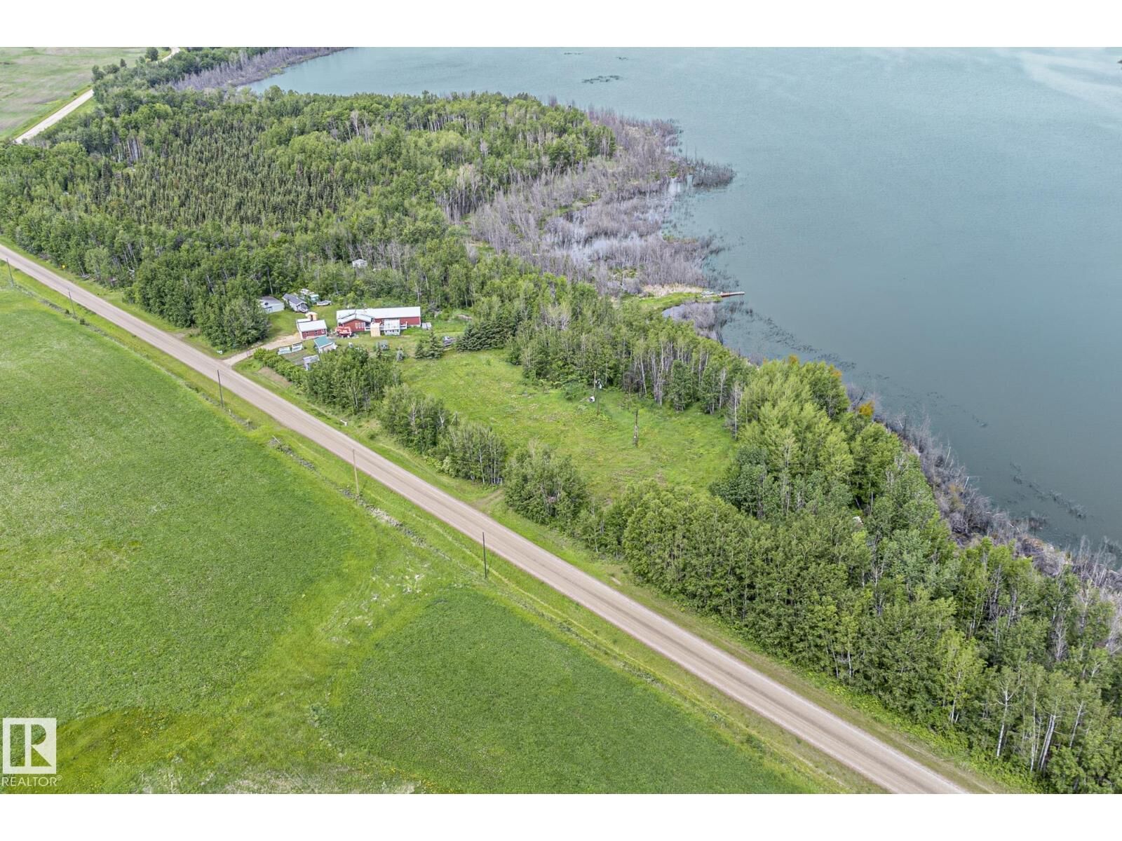Property Photo:  3424 Twp Rd 570  AB T0E 1A0 