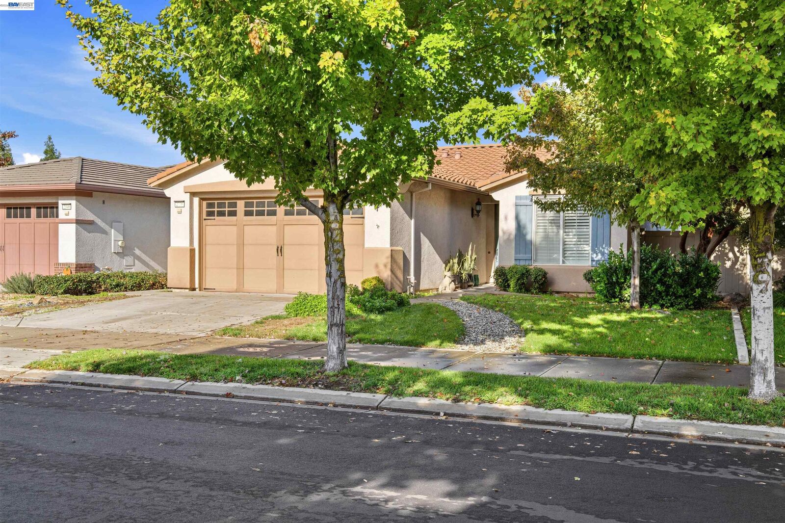 Property Photo: 2336 Shadow Berry Dr CA 95336