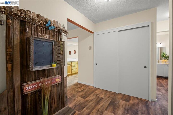 Property Photo:  3441 Tice Creek Rd 4  CA 94595 