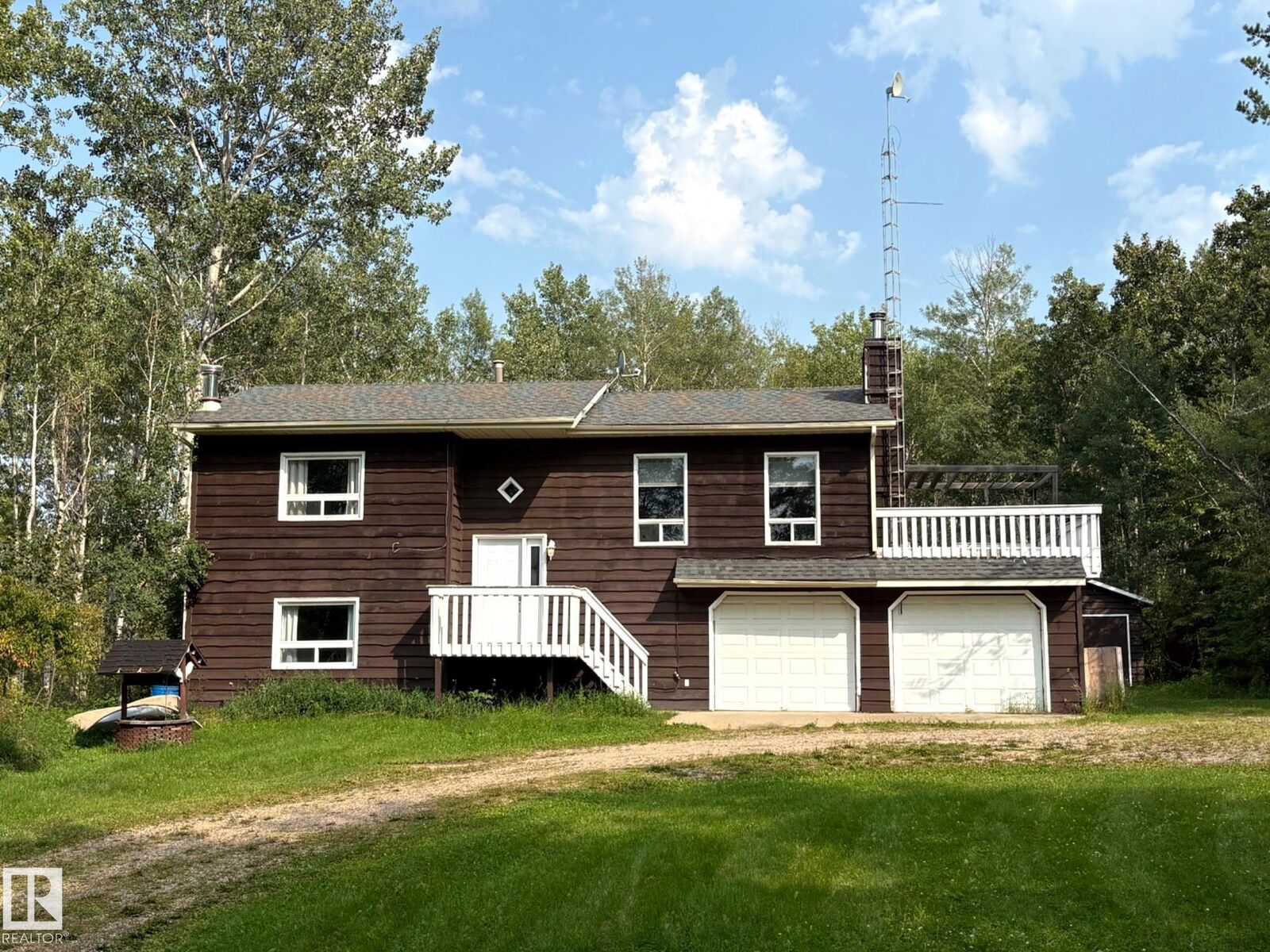 Property Photo: 61209 Rge Rd 465 437 AB T9N 2J6