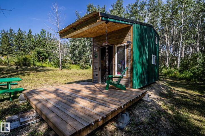 Property Photo:  347, 58532 Range Rd 113  AB T0A 3A0 
