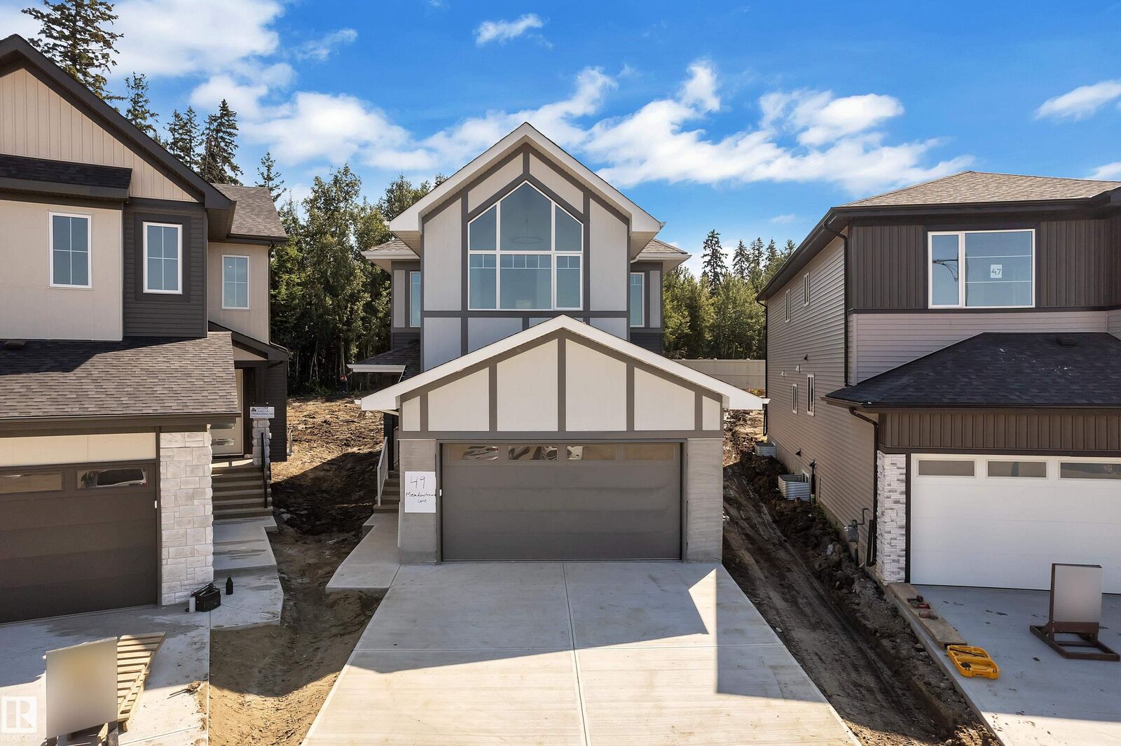Property Photo: 49 Meadowgrove Lane, McLaughlin AB T7X 0W2