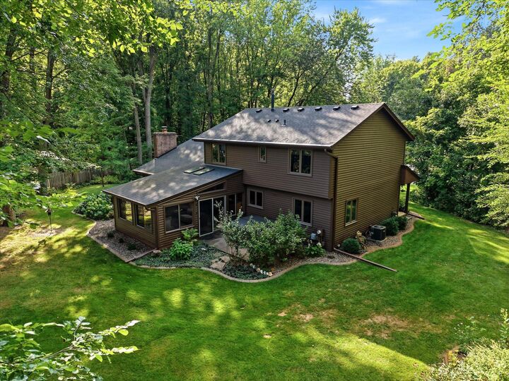 Property Photo: 5665 Star Circle MN 55331