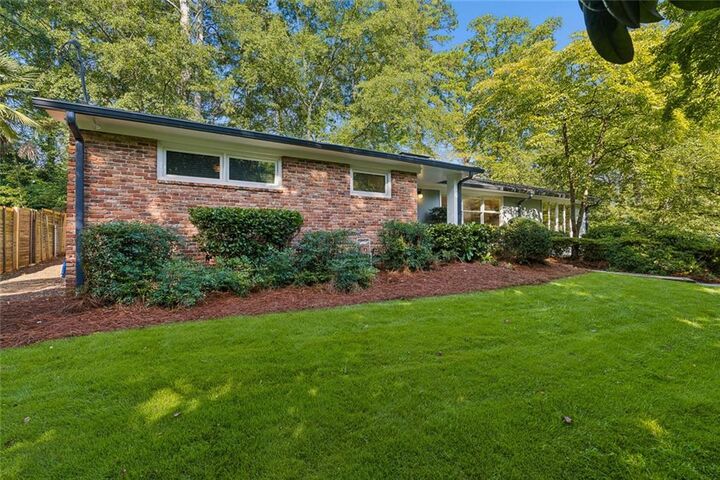Property Photo:  774 Briar Park Court NE  GA 30306 