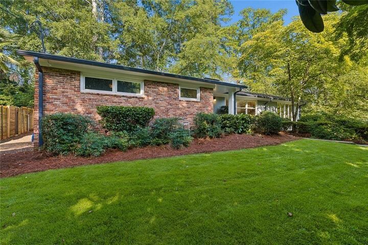 Property Photo:  774 Briar Park Court NE  GA 30306 