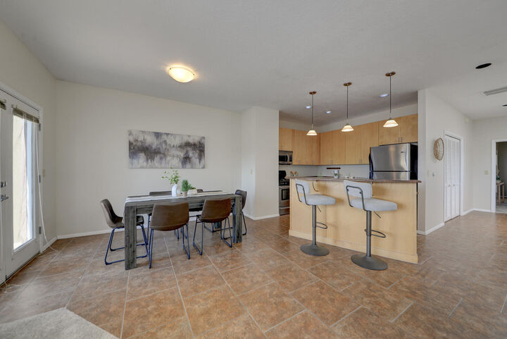 Property Photo:  332 Valverde Drive SE  NM 87108 