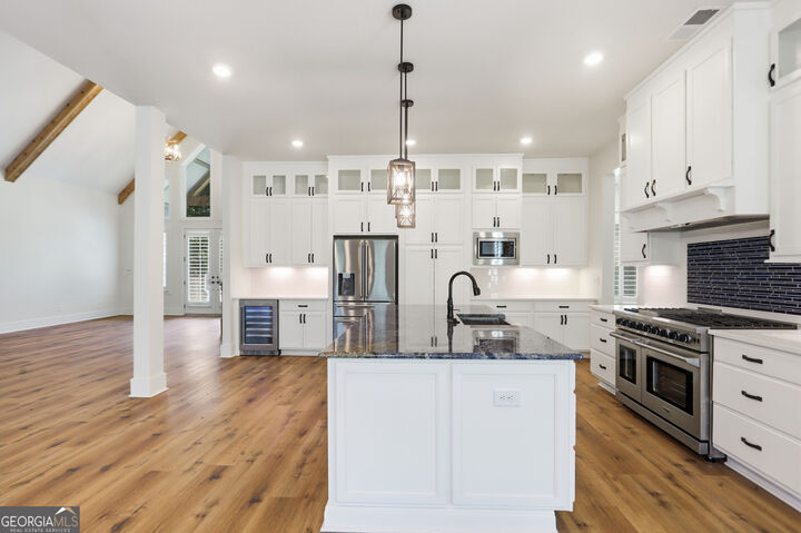 Property Photo:  175 Lands End Trail  GA 30528 