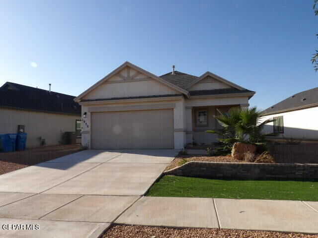 Property Photo: 1038 Rebeca Way TX 79927