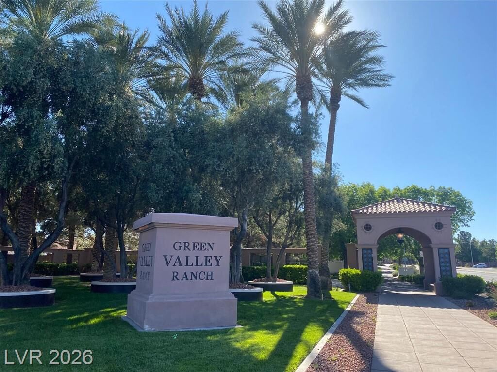 Property Photo:  5 Alyson Pond Circle  NV 89012 