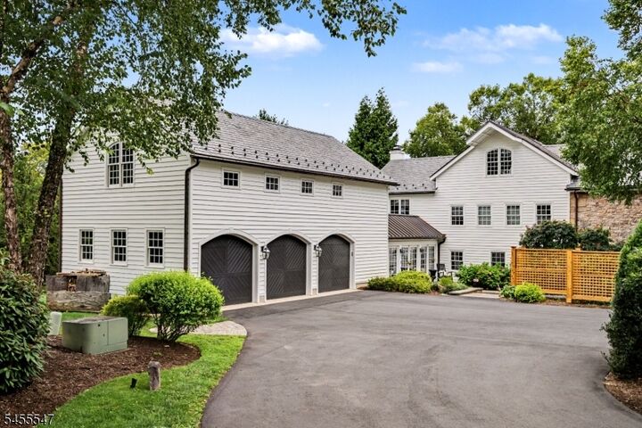 Property Photo:  152 Harbourton Woodsville  NJ 08530 