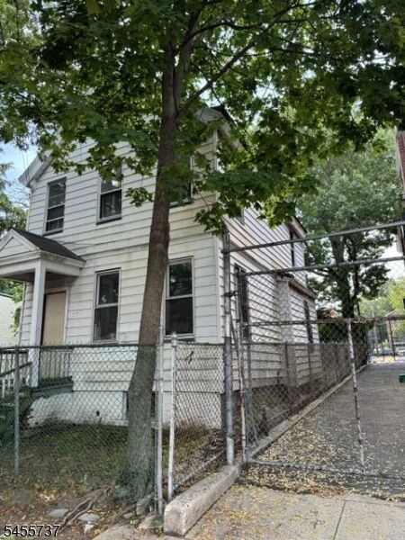 Property Photo:  36 Sunset Ave  NJ 07106 