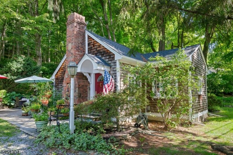 Property Photo:  23 Combs Hollow Rd  NJ 07945 