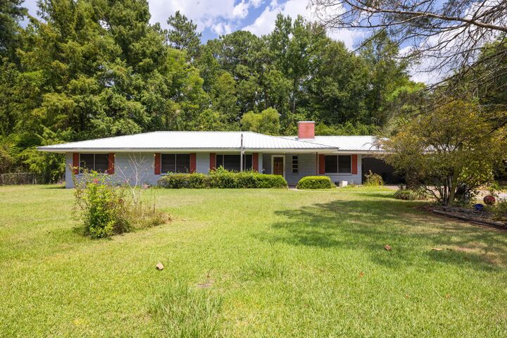 Property Photo: 324 Peps Point MS 39401